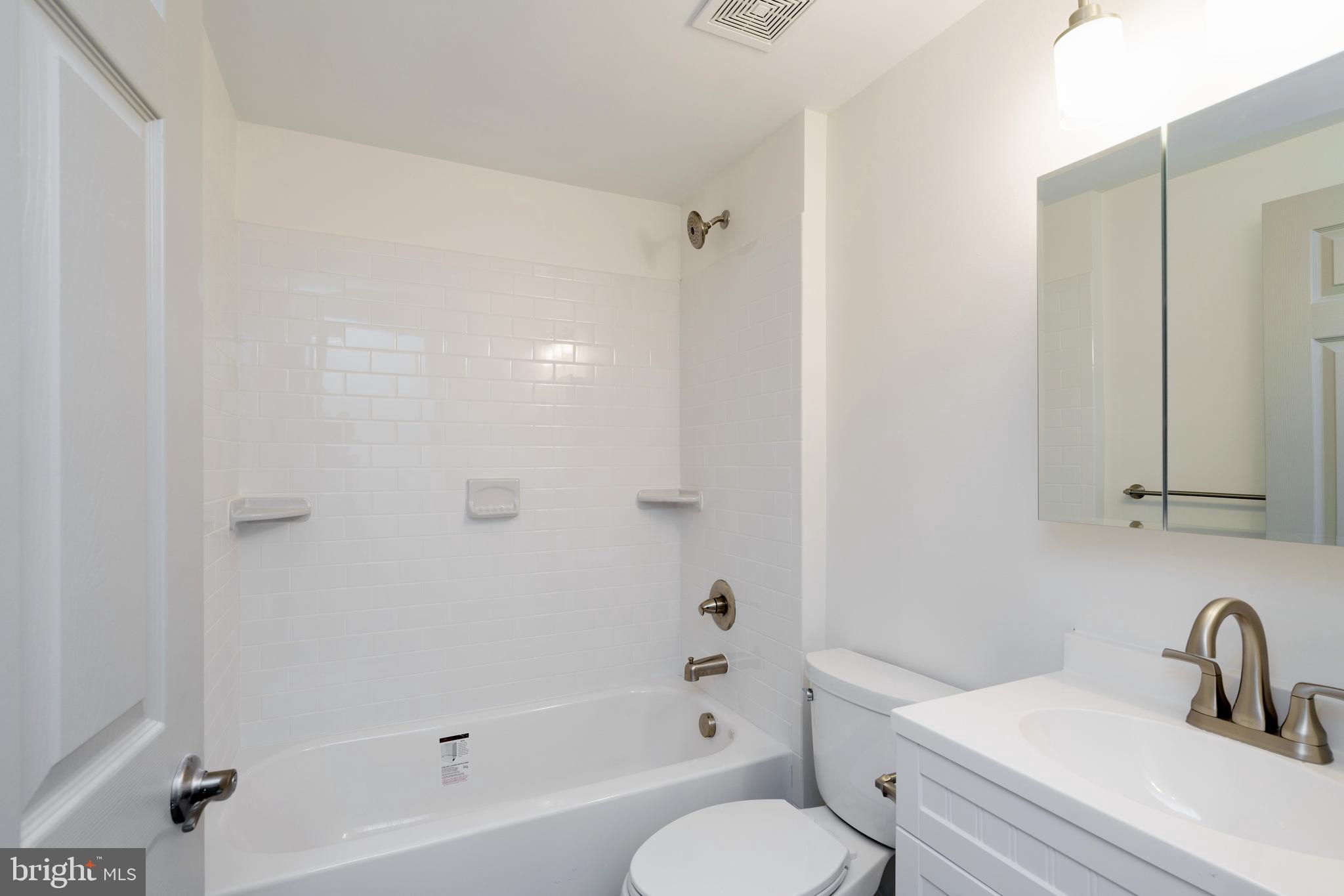 8307 Falcon Point Street Laurel, MD 20708 - Photo 18 of 27 Full Bath #2