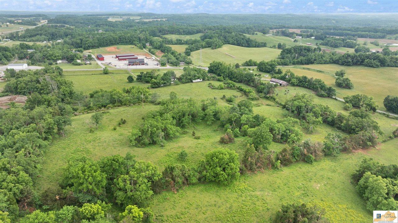 4374 Summer Shade Road Summer Shade, KY 42166 - Photo 22 of 67 Gallery Image 22