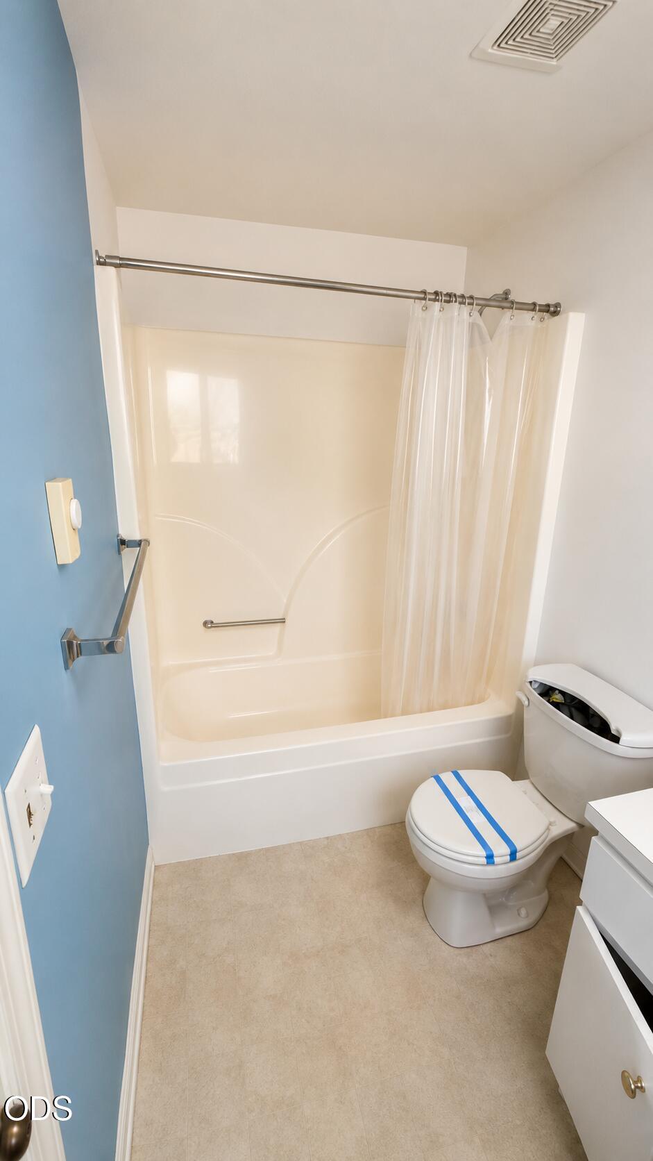 1110 Naue Way Cave Junction, OR 97523 - Photo 10 of 14