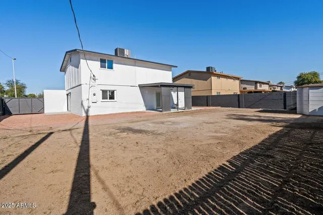 $450,000 | 8117 West Whitton Avenue, Phoenix, AZ 85033