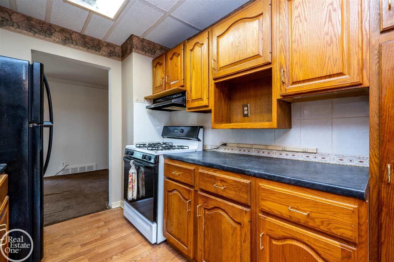 8401 18 18 Mile Road, Unit 50 Sterling Heights, MI 48313 - Photo 9 of 27