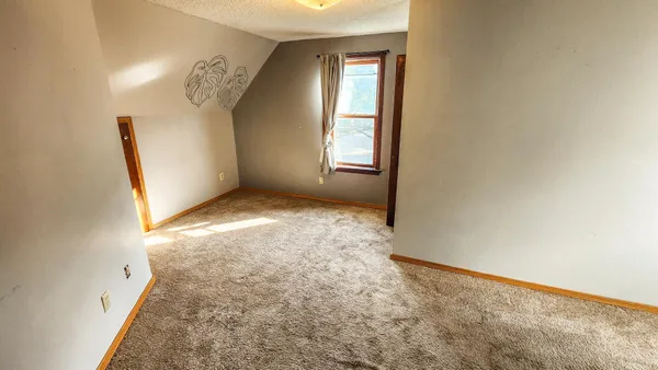 $190,000 | 511 11th Street North, Moorhead, MN 56560