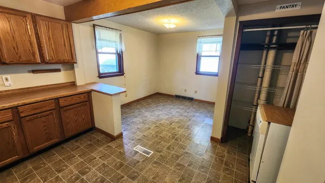 $200,000 | 511 11th Street North, Moorhead, MN 56560