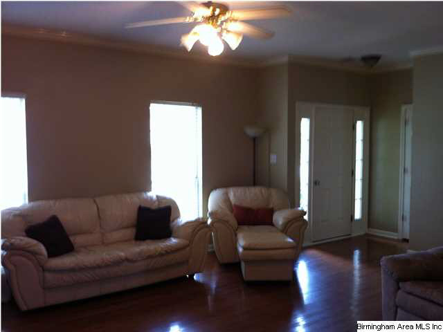 104 Stone Road Pelham, AL 35124 - Photo 5 of 30 Gallery Image 5