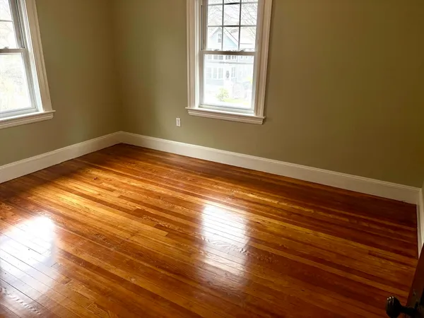 $2,500 | 6 Walnut Street, Unit 2, Wakefield, MA 01880