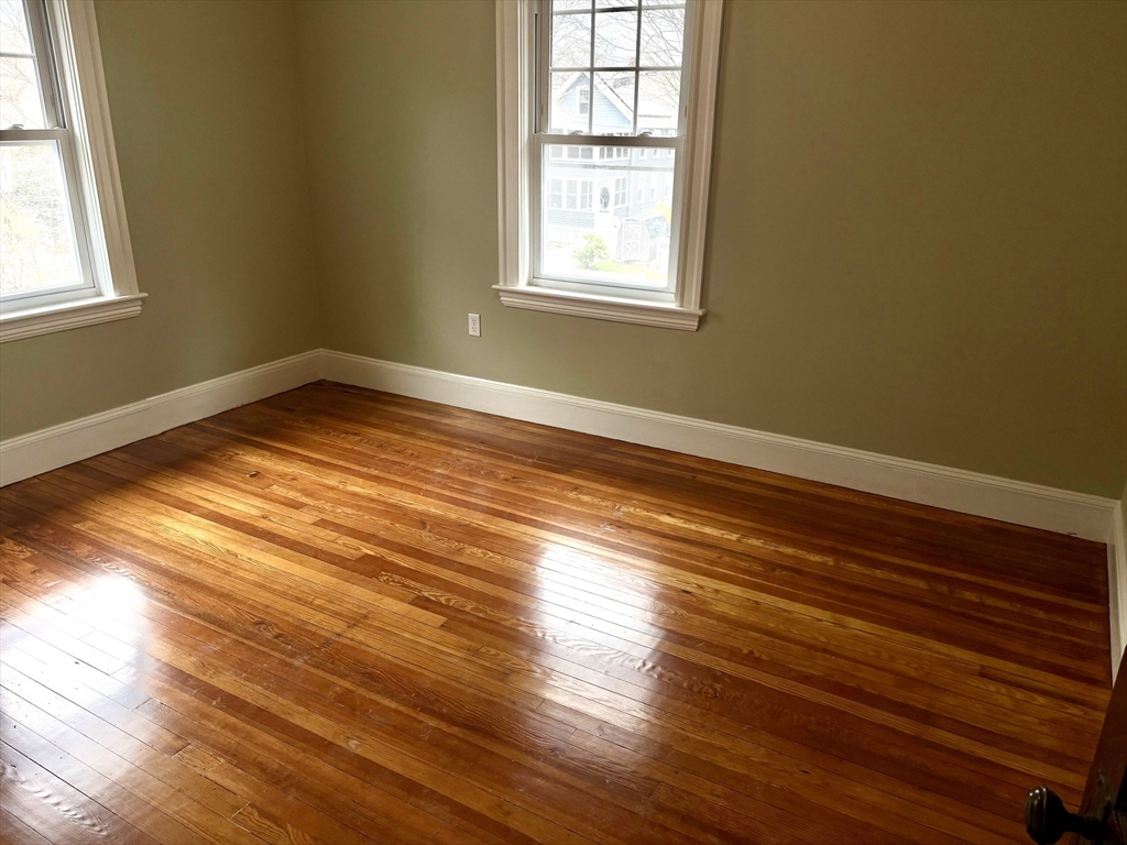 6 Walnut Street, Unit 2 Wakefield, MA 01880 - Photo 5 of 12