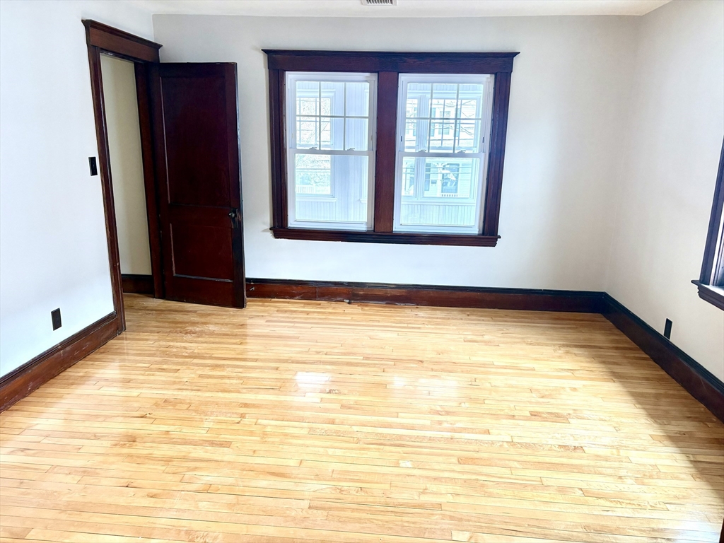 6 Walnut Street, Unit 2 Wakefield, MA 01880 - Photo 10 of 12