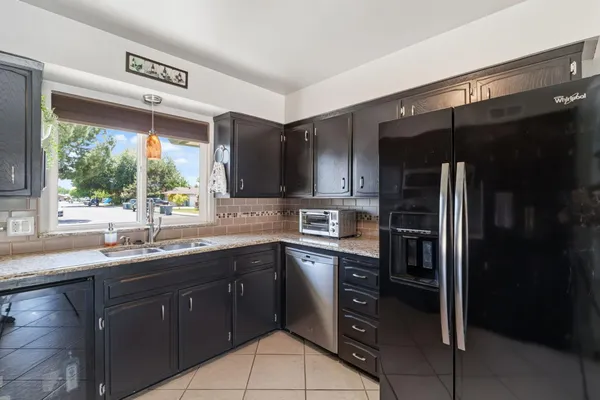 $450,000 | 1741 Robinwood Avenue, Clovis, CA 93611