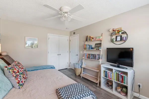 $450,000 | 1741 Robinwood Avenue, Clovis, CA 93611