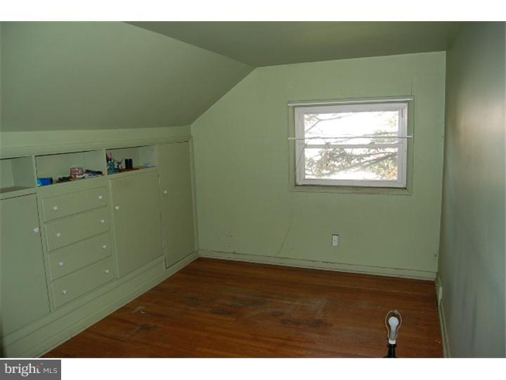 212 Hibbert Road North Wales, PA 19454 - Photo 11 of 13 Gallery Image 11