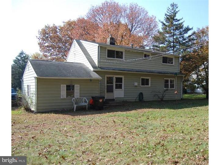 212 Hibbert Road North Wales, PA 19454 - Photo 12 of 13 Gallery Image 12