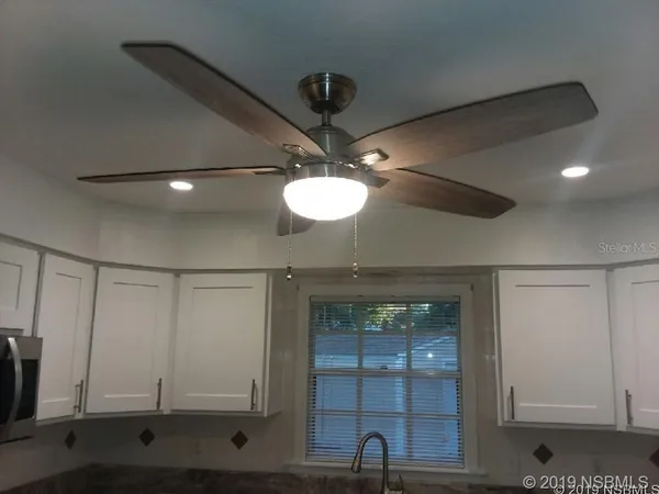 $2,500 | 572 Palm Drive, New Smyrna Beach, FL 32168