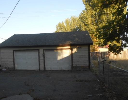 41249 Brown Road Fall River Mills, CA 96028 - Photo 3 of 19 a backyard of a house