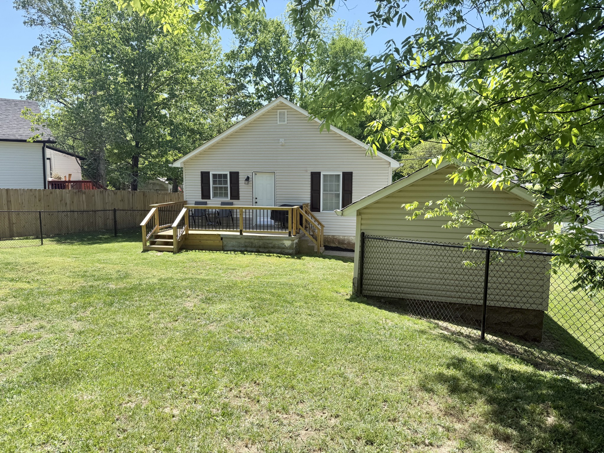 413 West 5th Street Dickson, TN 37055 - Photo 17 of 19