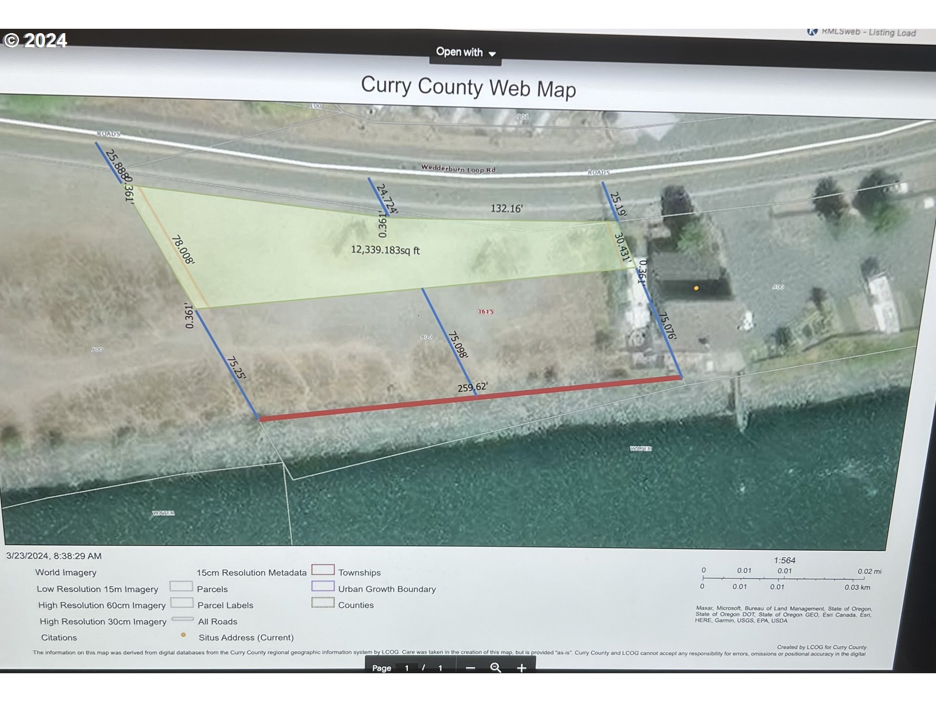 Wedderburn Loop Gold Beach, OR 97444 - Photo 20 of 24 a view of a living room