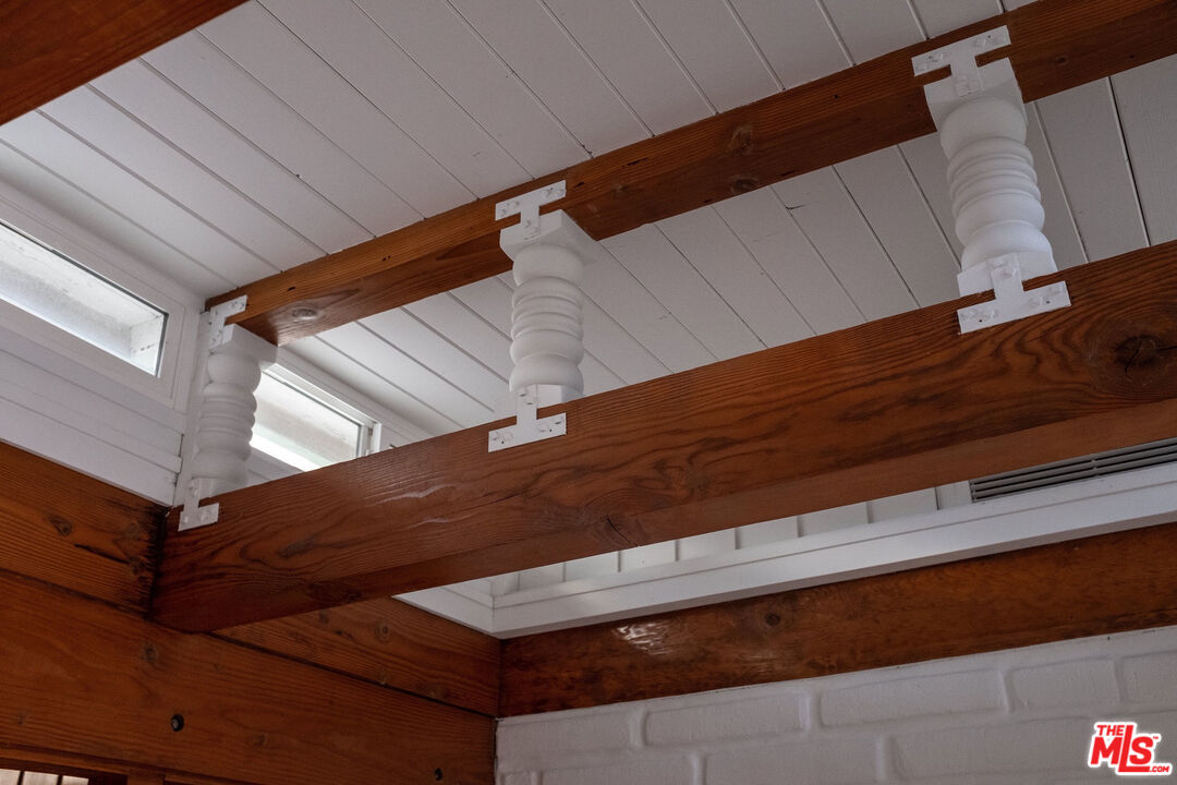 876 Center Street El Segundo, CA 90245 - Photo 10 of 32 a view of entryway