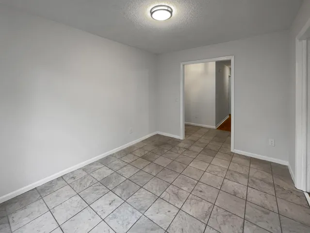 $325,000 | 105 Nottingham Court, Summerville, SC 29485