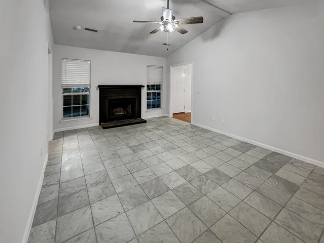 $325,000 | 105 Nottingham Court, Summerville, SC 29485