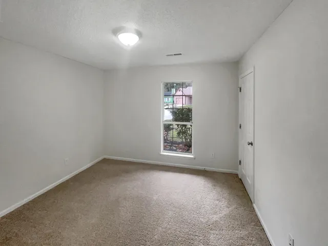 $320,000 | 105 Nottingham Court, Summerville, SC 29485