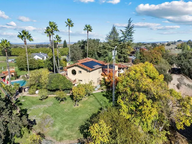 $1,375,000 | 10722 Rawles Road, Oakdale, CA 95361