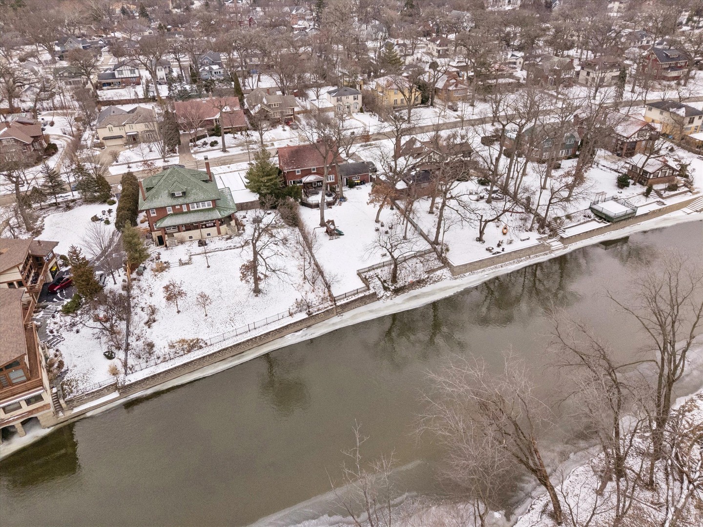 236 Maplewood Road Riverside, IL 60546 - Photo 41 of 43 Gallery Image 41