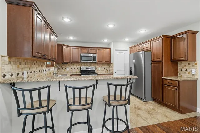 $899,900 | 26 Madre Court, Foristell, MO 63348