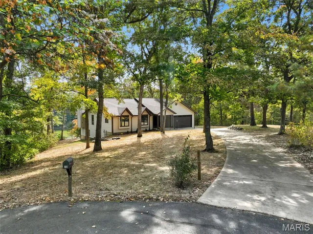 $899,900 | 26 Madre Court, Foristell, MO 63348
