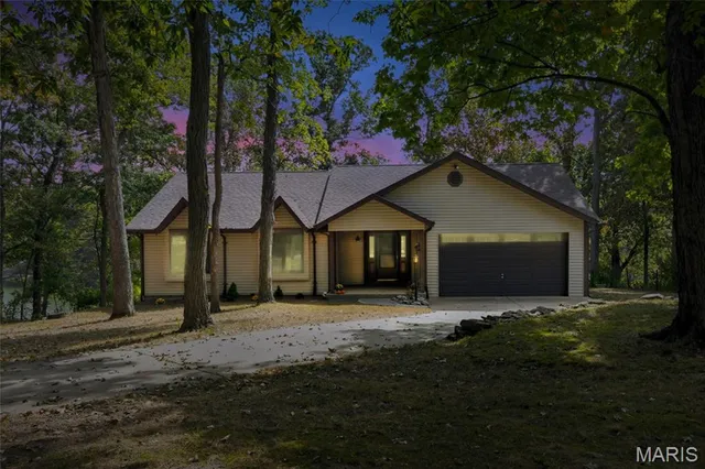 $899,900 | 26 Madre Court, Foristell, MO 63348