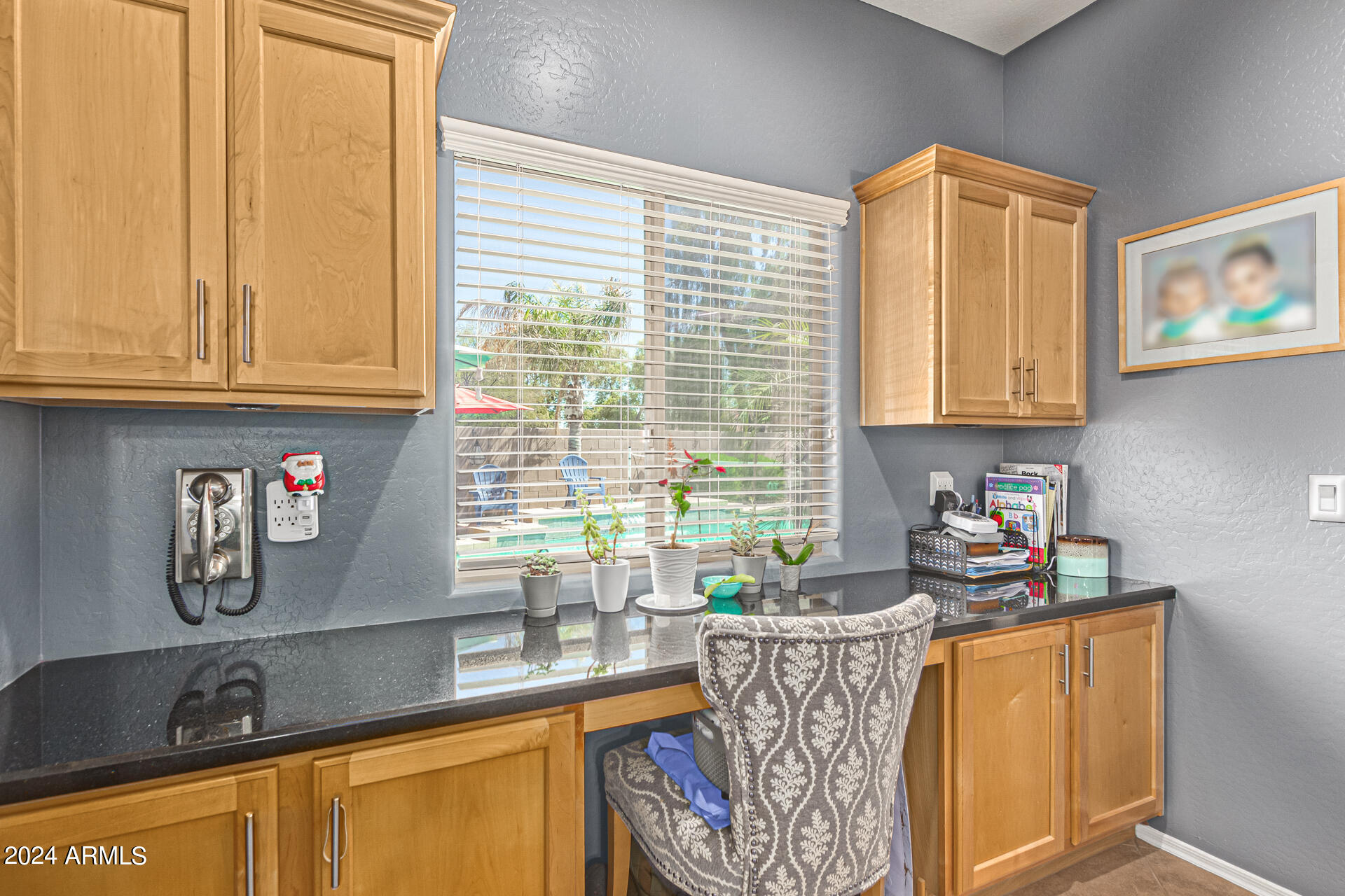 13725 West Redfield Road Surprise, AZ 85379 - Photo 27 of 53 0027-27-Redfield