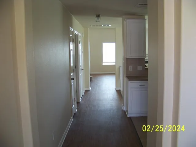 $1,895 | 440 Blackman Trail, Hutto, TX 78634