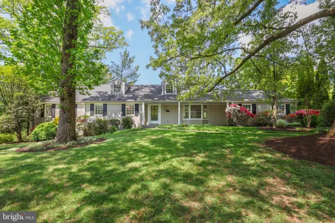 $1,400,000 | 9600 Pinkney Court, Potomac, MD 20854