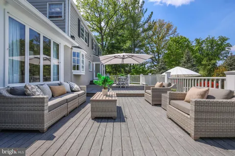 $1,400,000 | 9600 Pinkney Court, Potomac, MD 20854