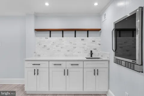 $1,400,000 | 9600 Pinkney Court, Potomac, MD 20854