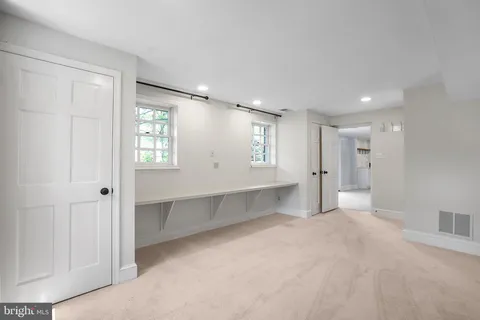 $1,400,000 | 9600 Pinkney Court, Potomac, MD 20854