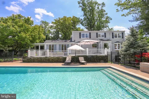 $1,400,000 | 9600 Pinkney Court, Potomac, MD 20854