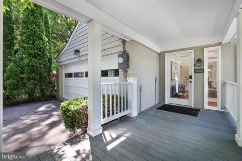 $1,400,000 | 9600 Pinkney Court, Potomac, MD 20854