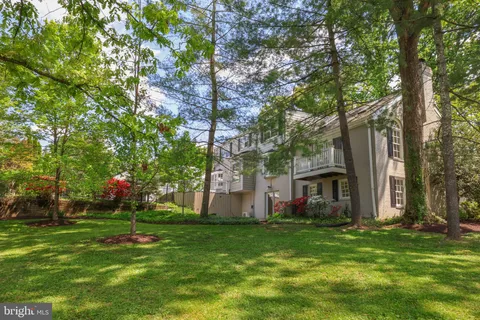 $1,400,000 | 9600 Pinkney Court, Potomac, MD 20854