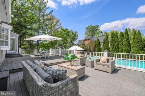 $1,400,000 | 9600 Pinkney Court, Potomac, MD 20854