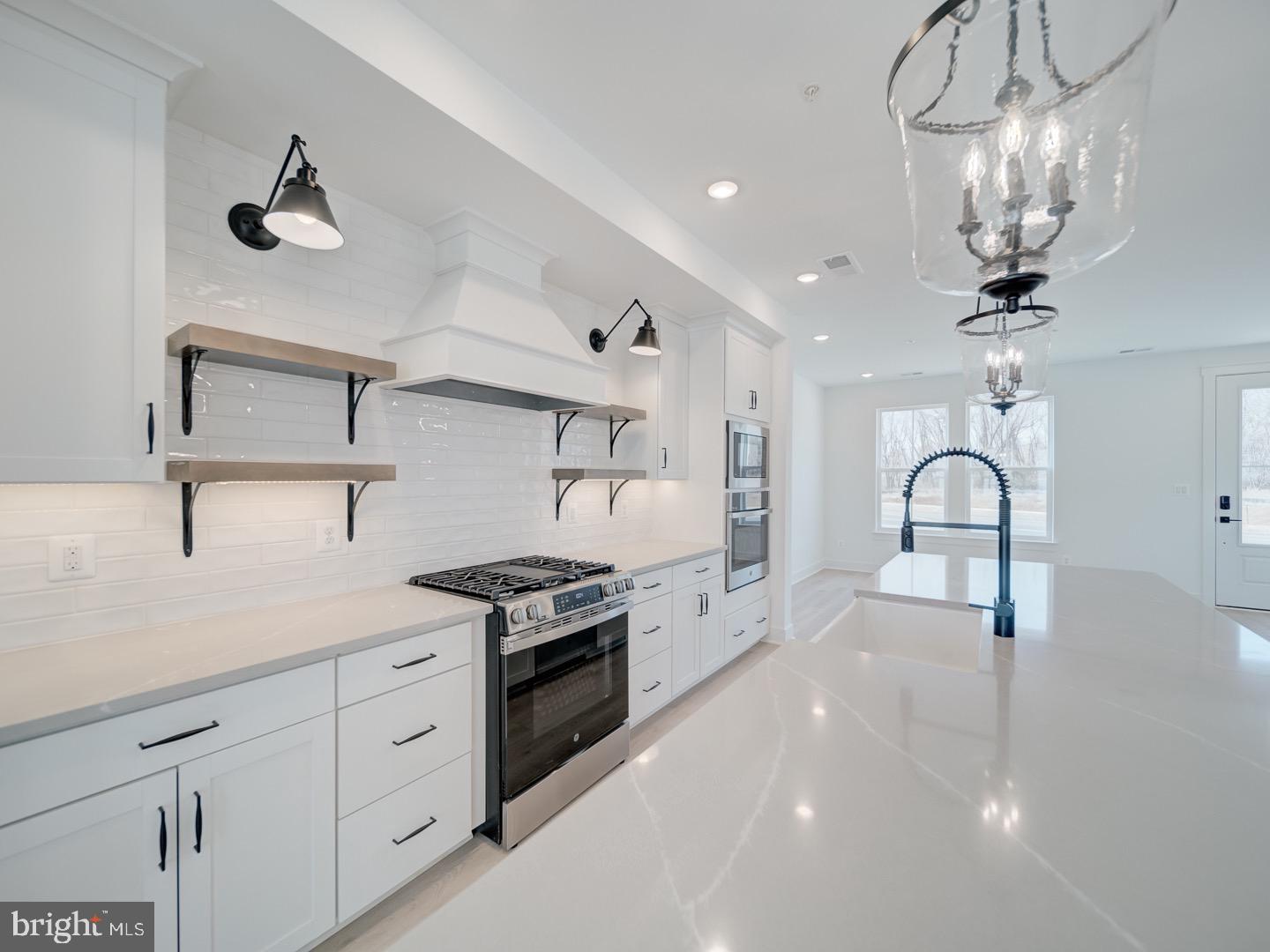 1805 Shookstown Road Frederick, MD 21702 - Photo 15 of 41 Kitchen w/All Options Builder Offers