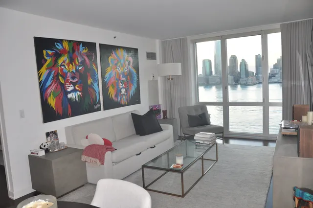 $9,500 | 20 River Terrace, Unit 16G | Battery Park City
