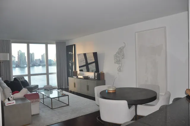 $9,500 | 20 River Terrace, Unit 16G | Battery Park City