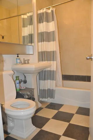 $9,500 | 20 River Terrace, Unit 16G | Battery Park City