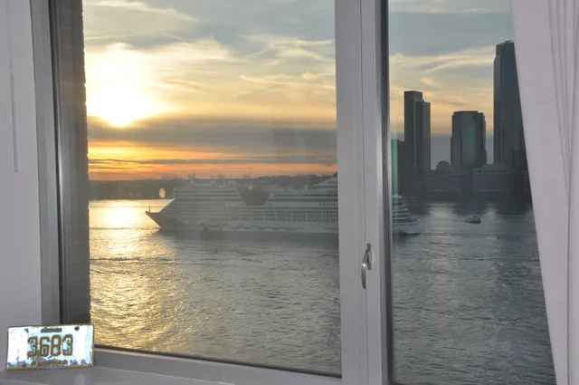 $9,500 | 20 River Terrace, Unit 16G | Battery Park City