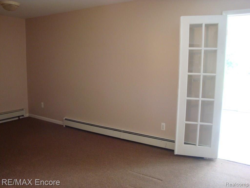 6968 Rattalee Lake Road Clarkston, MI 48348 - Photo 15 of 26