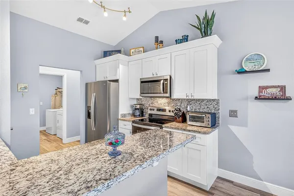 $447,500 | 36700 Oconee Avenue, Eustis, FL 32736