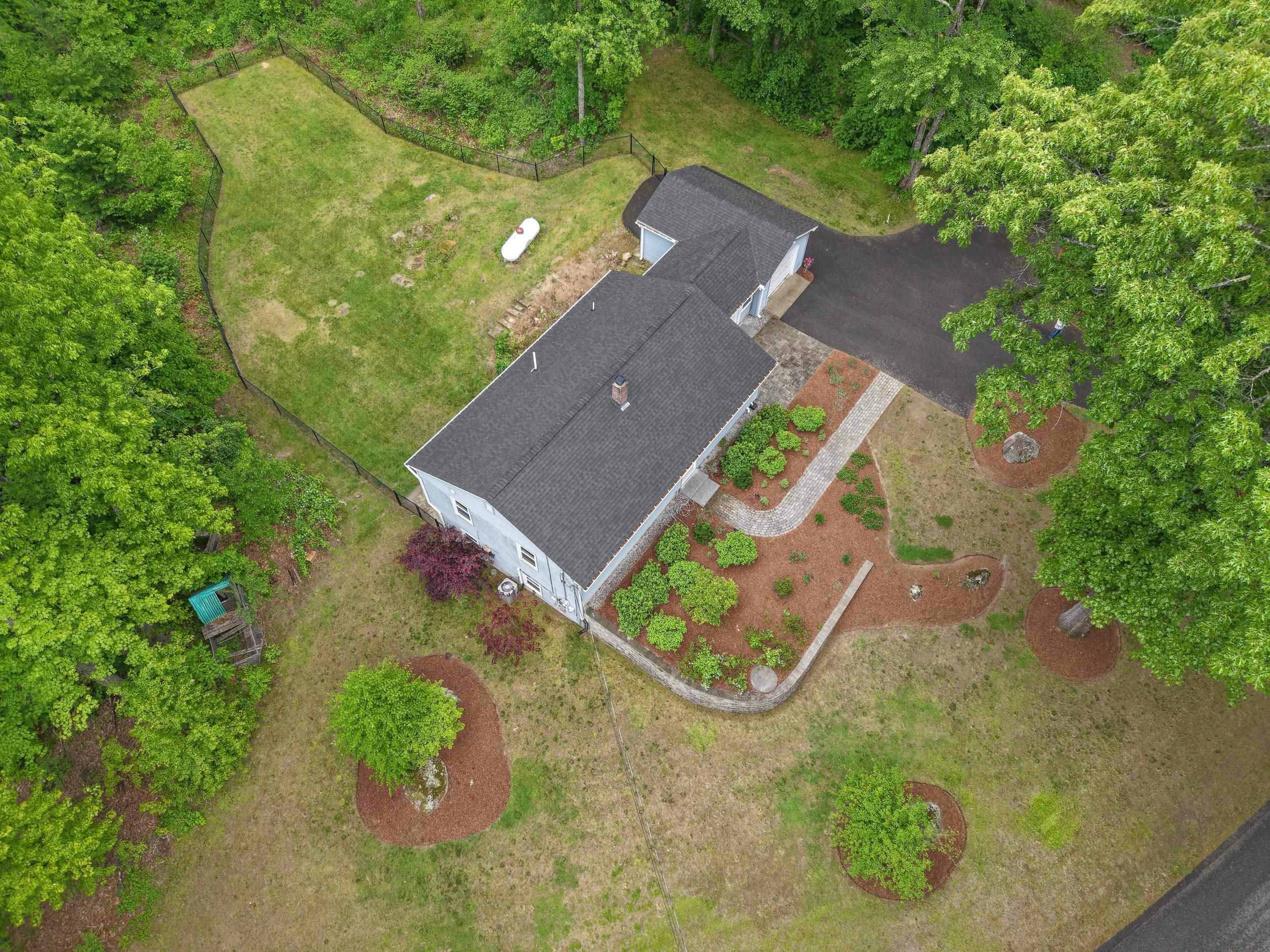 12 Ponemah Hill Road Amherst, NH 03031 - Photo 31 of 37