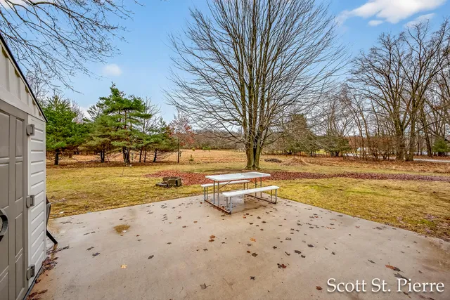 $269,000 | 1053 South Livingston Street, Whitehall, MI 49461