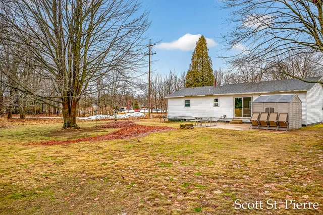 $269,000 | 1053 South Livingston Street, Whitehall, MI 49461