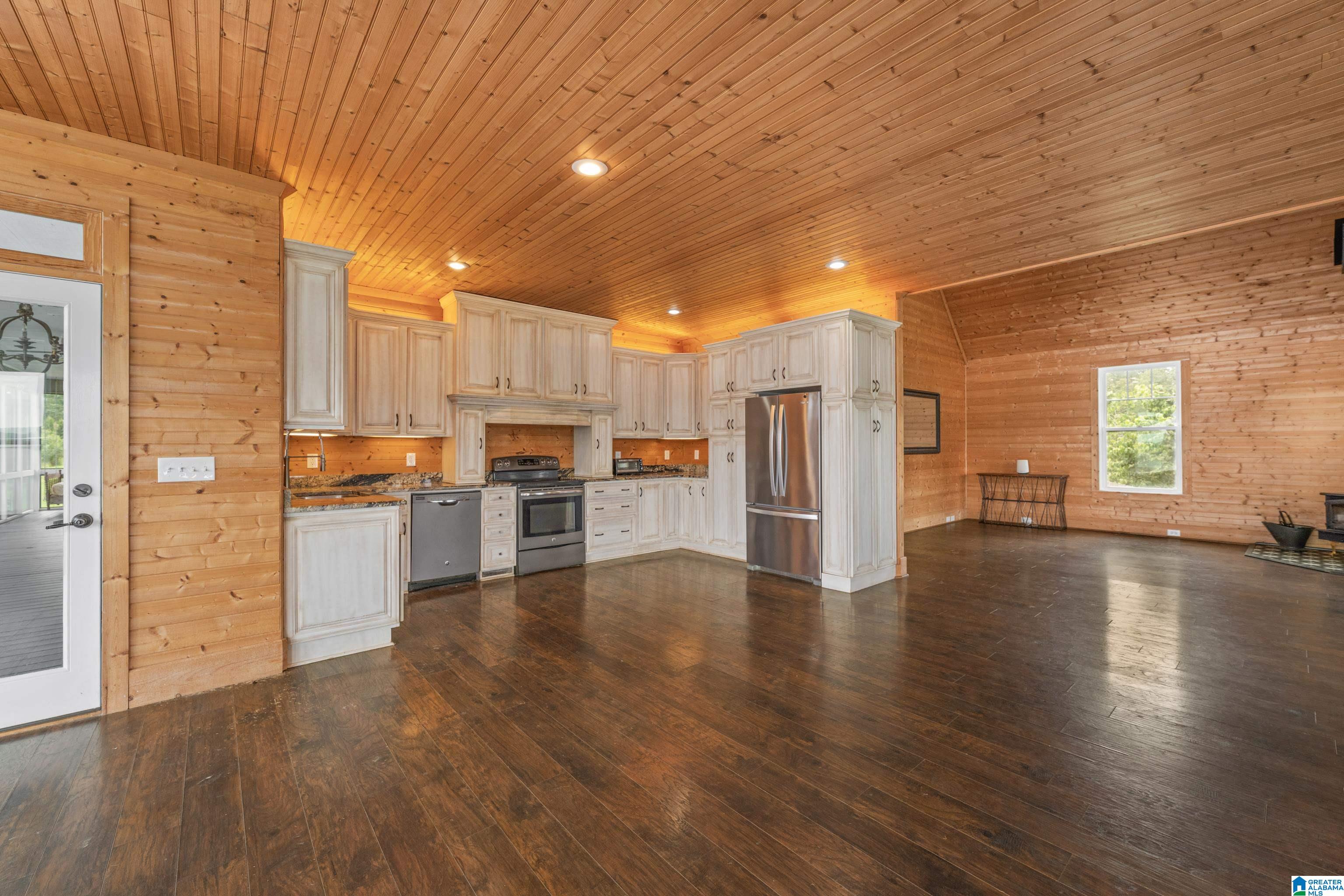 168 Layke Pointe Clanton, AL 35046 - Photo 23 of 64