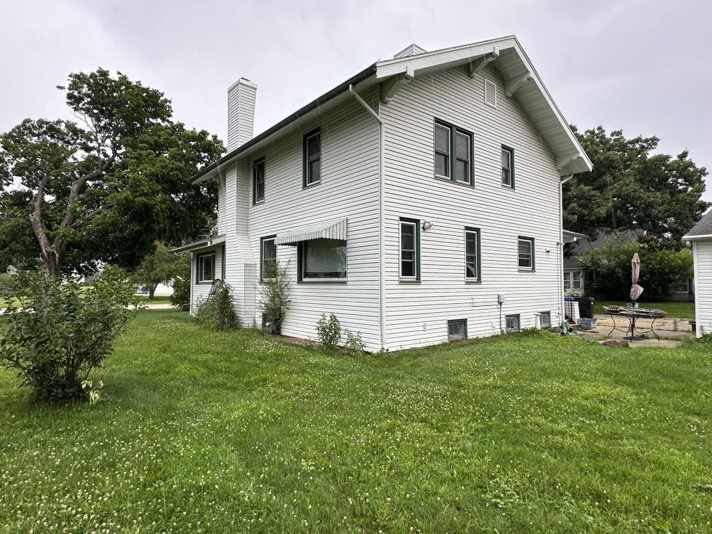 384 Willow Street Arena, WI 53503 - Photo 6 of 55